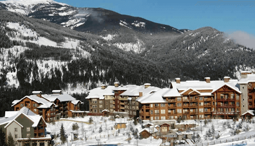 Skier's Paradise: The Best Skiing Resorts in British Columbia - Panda Pod  Hotel