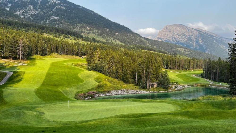 Golfing in the Rocky Mountains.  experience Top 50 Course with your friends.  Banff Canmore kananaskis Area provides top golf, views for all levels. 