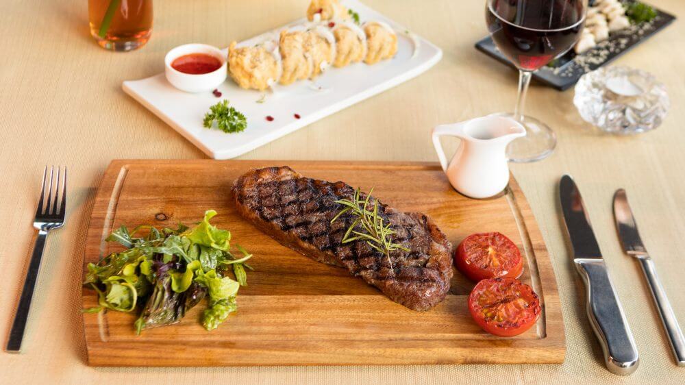 Restaurants Grill & Bar in Canmore