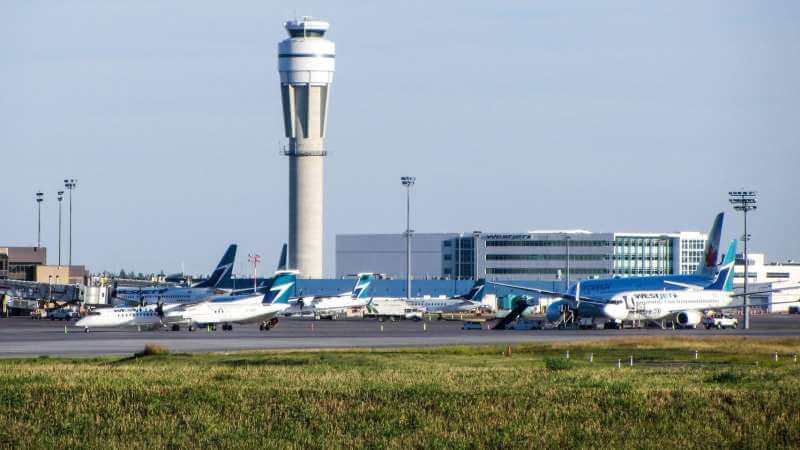 YYC Calgary International Airport, welcomes millions of visitors every year from all over the world.  International travellers gateway to the Banff National Park is through the efficient Calgary Airport. 