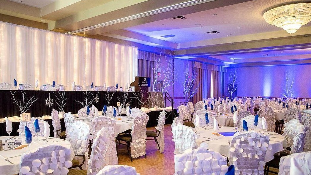 Coast Hotel & Conference Center Wedding Venus in Large Ballrooms designed anyway you wish. 