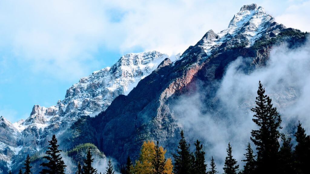 jasper national park gallery section on product page scenic views is this better than lake louise?