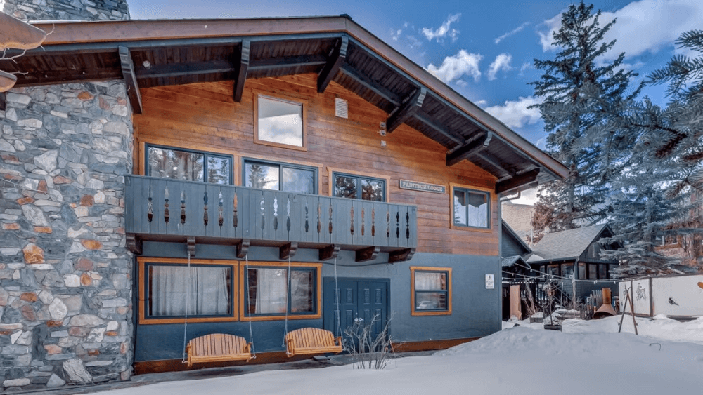 VRBO - 8 Bedrooms Sleeps 21 people Paintbox Lodge - Amazing Kitchen