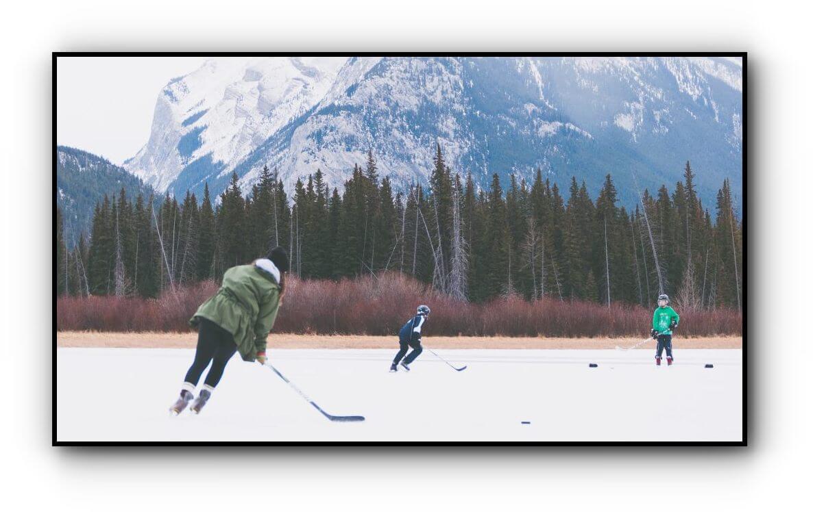 dale loves hockey in banff welcome about us show our brush strokes 16x9 1000 image