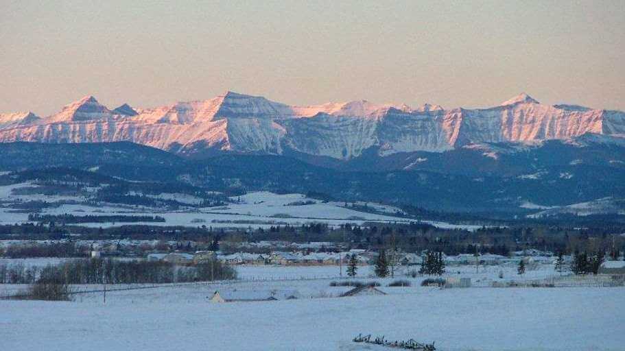 Black Diamond, AB Town