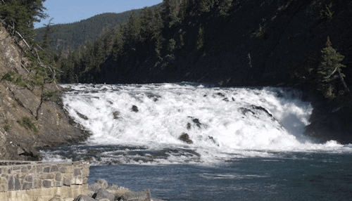 Bow Falls Trail - Banff National Park Sightseeing
