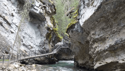 Johnston Canyon Trail - Banff National Park Hiking