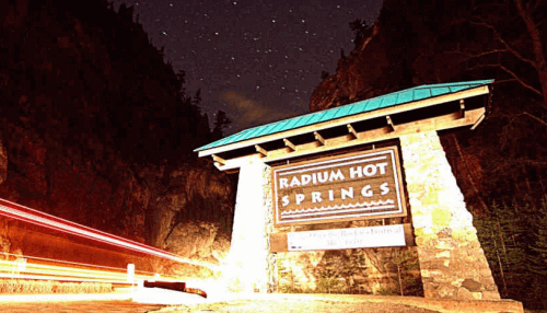 Radium Hot Springs, BC Town