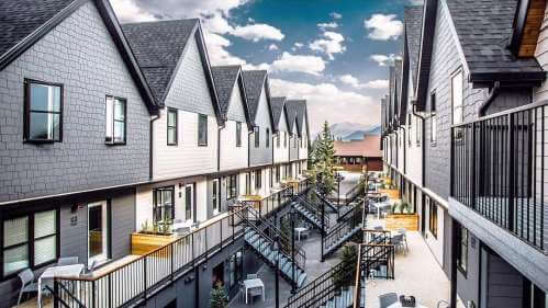 Basecamp Resorts - Canmore Hotel & Resort